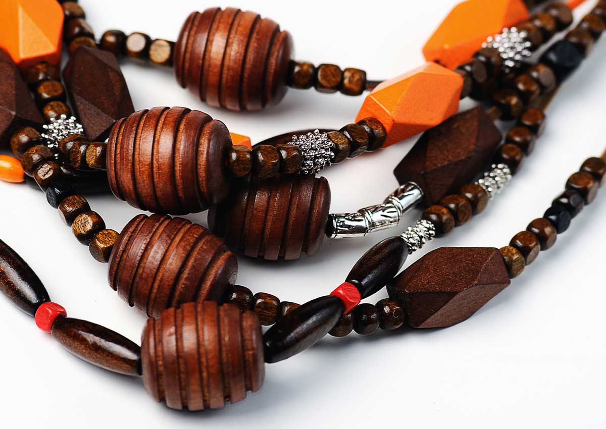 bijoux en bois